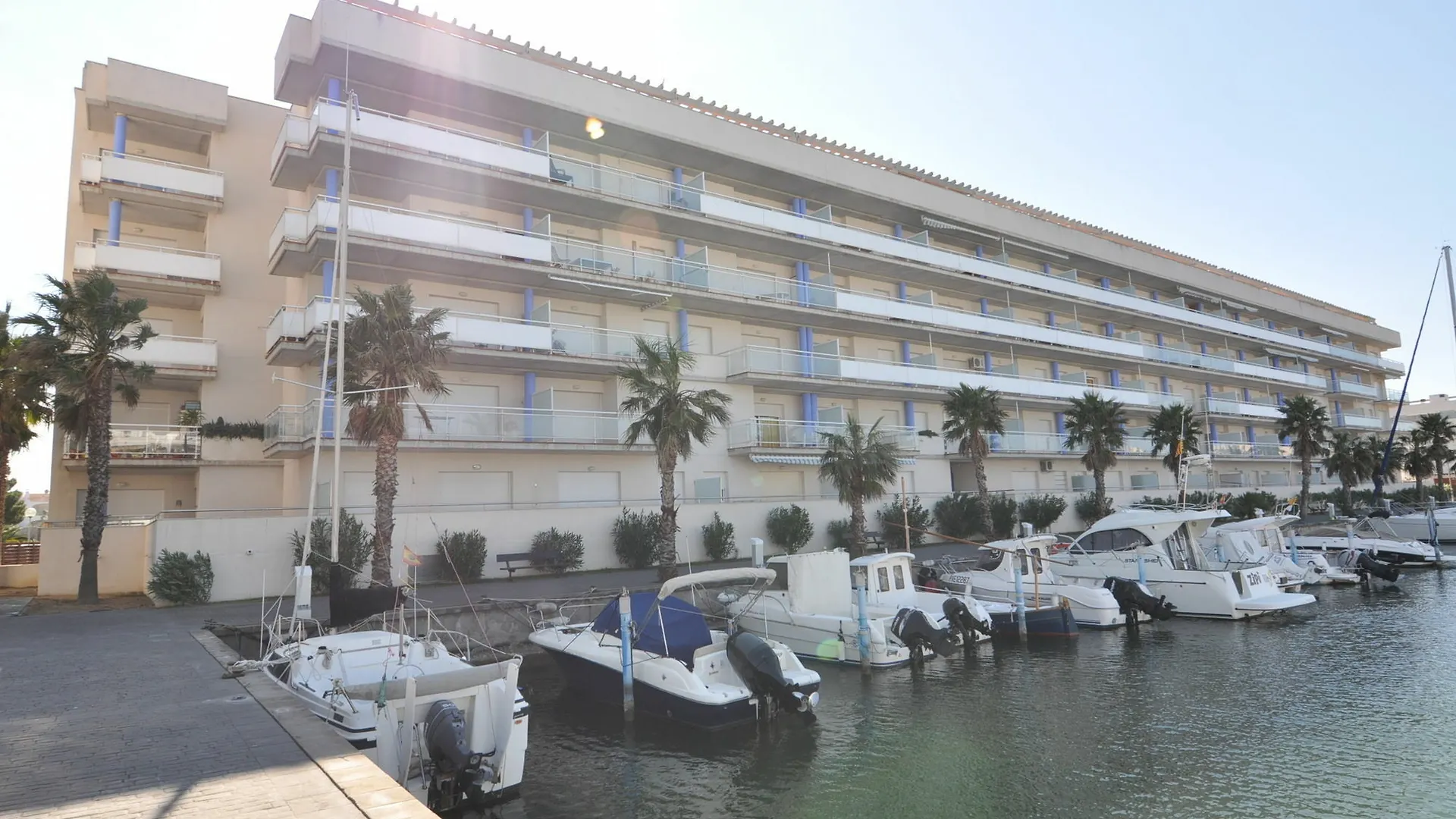 Global Immo 3268 Port Canigo Roses İspanya